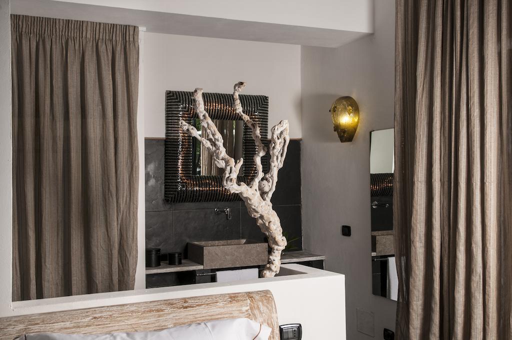 Bed and Breakfast Seven Maze Charming House Bari Habitación foto