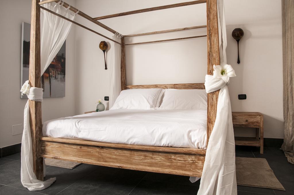 Bed and Breakfast Seven Maze Charming House Bari Habitación foto